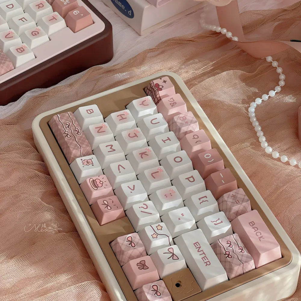 Strawberry Cocoa Keycaps 136 Keys Cherry/XOA Profile Durable PBT Dye Sublimation for Mx Switch 61/64/104/108 Mechanical Keyboard