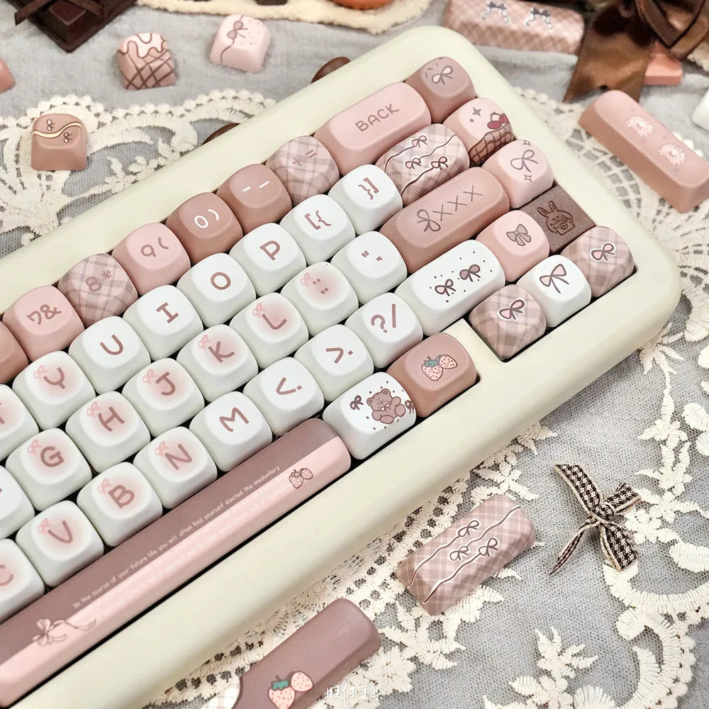 Strawberry Cocoa Keycaps 136 Keys Cherry/XOA Profile Durable PBT Dye Sublimation for Mx Switch 61/64/104/108 Mechanical Keyboard