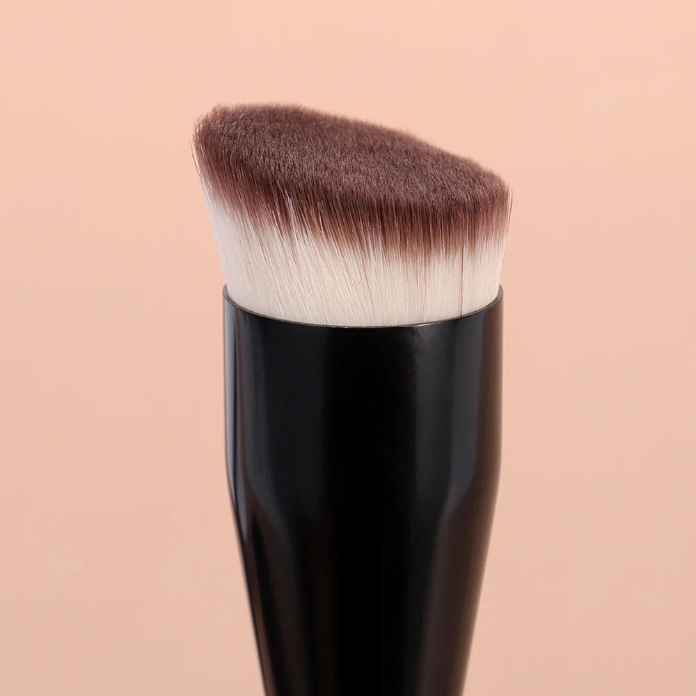 Pinceaux de maquillage, correcteur de fond de teint, couverture coudée sans couture, crème liquide synthétique, cernes, cosmétiques, brosse de Contour, outil de beauté