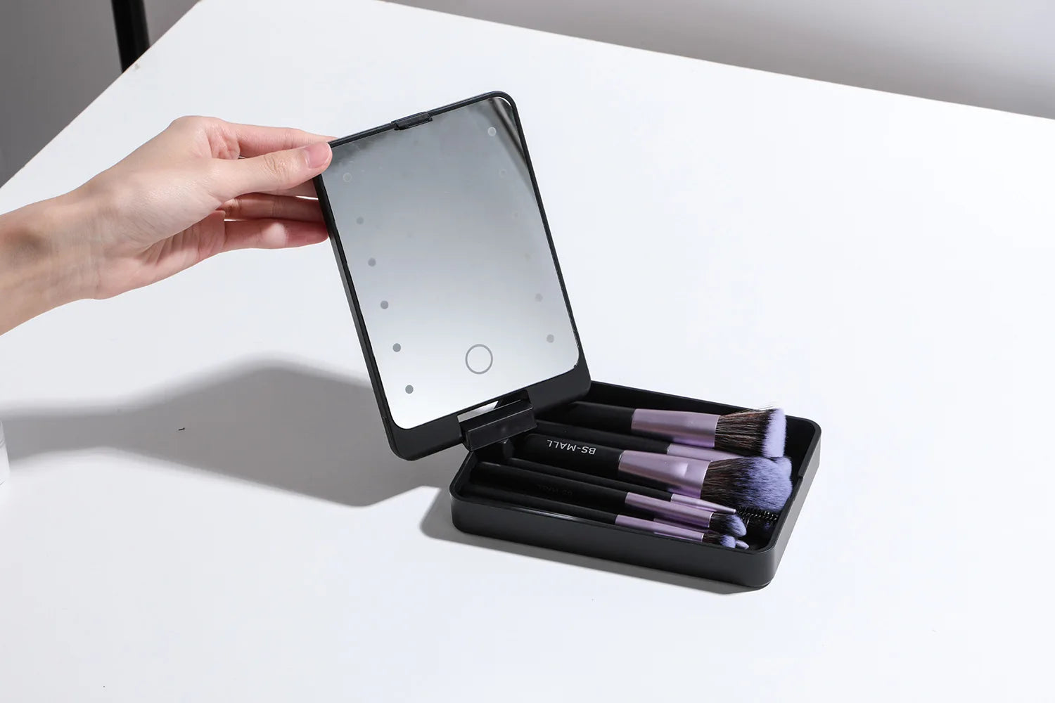 Ensemble de pinceaux de maquillage 14 pièces avec miroir éclairé, manche court Portable, lumière LED, Kit de pinceaux de maquillage rechargeables USB